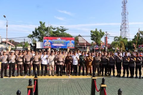 Kapolres HST Pimpin Gelar Pasukan Operasi Patuh Intan 1 1000475183 e1721032186875