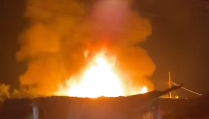 Sungai Andai Banjarmasin di Goyang Api, Satu Buah Rumah Terbakar