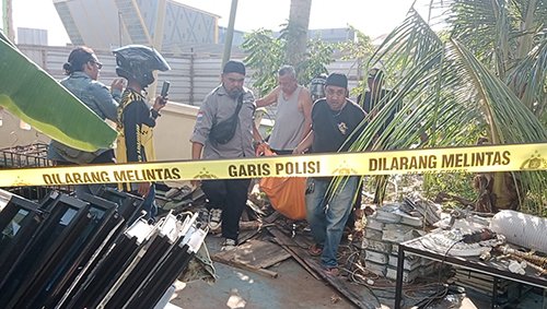 Dongkrak Rumah, Buruh Bangunan Tewas Tertimpa Bangunan 1 5 Buruh Tewas Tertimpa Bangunan 3klm