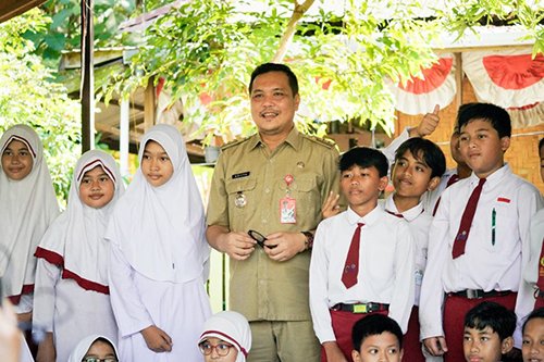 Hal 10 3 KLm BJB 1 12