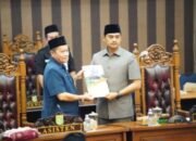 DPRD Tanbu Gelar Paripurna Penyampaian Dua Raperda Inisiatif