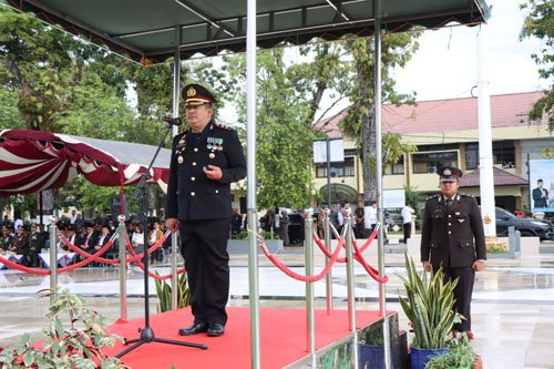 Kapolres HST Pimpin Upacara Peringati Hari Bhayangkara ke-78 1 Hal 2 Barabai 4 klm 1