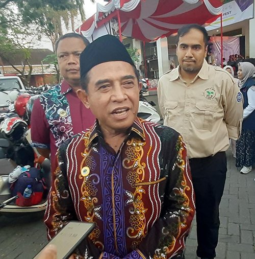 Hal 9 2 Klm Arifin Noor