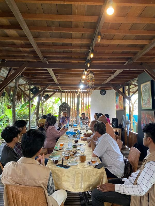 Forum Ambin Demokrasi Gelar Diskusi soal “Mewaraskan” Partai Politik 1 IMG 20240705 WA0012 e1720159292784