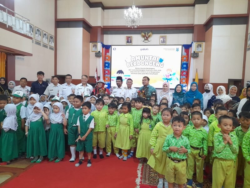 Ratusan Siswa Taman Kanak-kanak Antusias Ikuti Amuntai Berdongeng 1 IMG 20240724 WA0072 e1721825986657