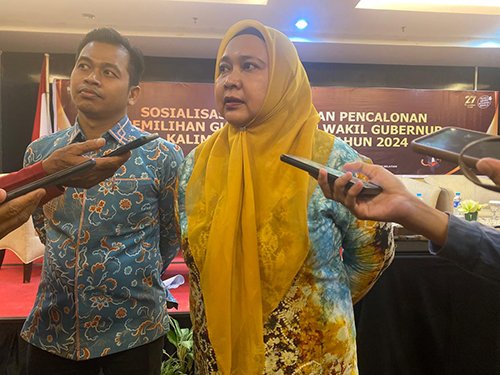 Calon Kepala Daerah se Kalsel Wajib Lampirkan Surat Bebas Pailit 1 1 2 klm sosialisasi