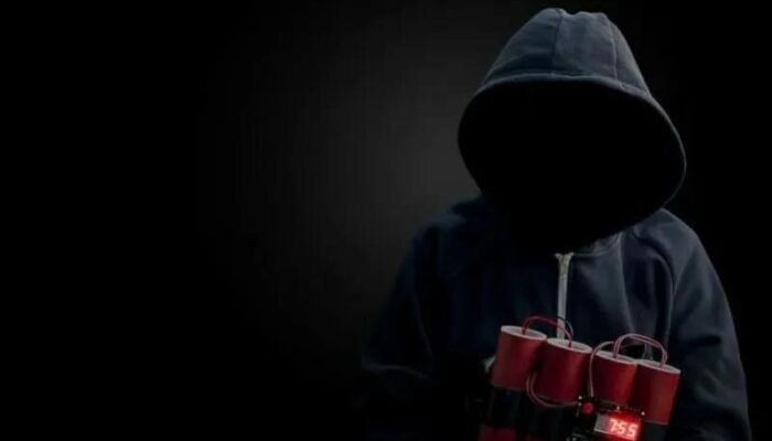 Bom Bunuh Diri Tewaskan 32 Orang dan 63 Luka-luka