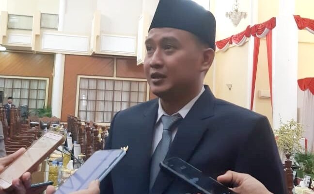 Ari Akan Segera Laksanakan Janji Politik Kepada Masyarakat