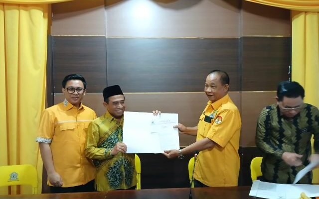 Dapat SK Pencalonan Maju Pilwali Banjarmasin 2024, Arifin Noor dan Supian Akbari Gaspol