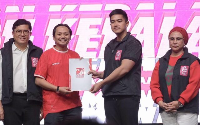 Diserahkan Kaesang, Muhidin – Hasnuryadi Kantongi SK Rekomendasi dari PSI