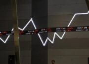 IHSG Akhir Pekan Ditutup Menguat Ikuti Bursa Kawasan dan Global 10 IHSG Akhir Pekan Ditutup Menguat Ikuti Bursa Kawasan dan Global