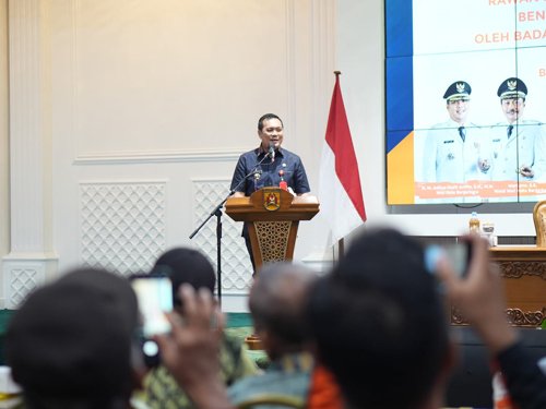 Walikota Banjarbaru Aditya Hadiri Sosialisasi Kawasan Rawan Bencana 1 Hal 10 3 KLm BJB 2 1