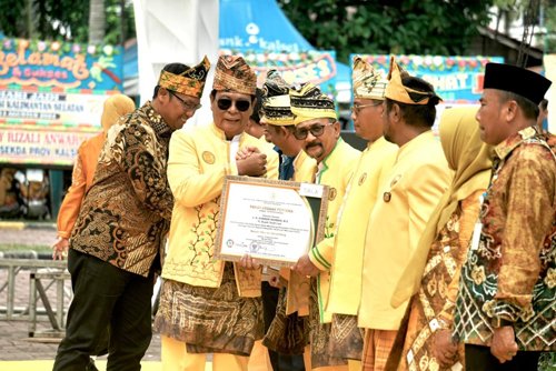 Hal 11 Tala 3 klm 10