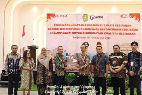 Pemkab Tapin Gelar Bimtek Pembinaan Jakfung Analis dan Penyusunan Dokumen 1 Hal 12 Tapin 35 klm 9
