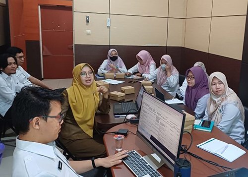 Hal 16 2 Klm Martapura Keselarasan renstra