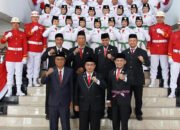 30 Paskibraka Dikukuhkan, Siap Kibarkan Sang Merah Putih di Balaikota