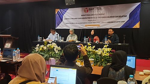 Hal 9 3 Klm Sinergi Media