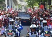 Masyarakat Antusias Saksikan Kirab Merah Putih Menuju IKN