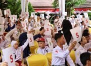Puncak Harjad Menabung, Gubernur Kalsel Sahbirin Noor Apresiasi Bank Kalsel dan OJK Berikan Layanan Disabelitas 34 Puncak Harjad Menabung, Gubernur Kalsel Sahbirin Noor Apresiasi Bank Kalsel dan OJK Berikan Layanan Disabelitas