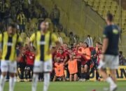 Lille dan Dinamo Zagreb Raih Kemenangan di Leg Pertama Play-off Liga Champions 26 Lille dan Dinamo Zagreb Raih Kemenangan di Leg Pertama Play-off Liga Champions
