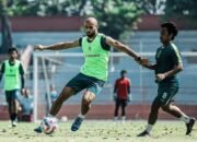 Gelandang Persebaya Mohammed Rashid Psy War ke Barito Putera