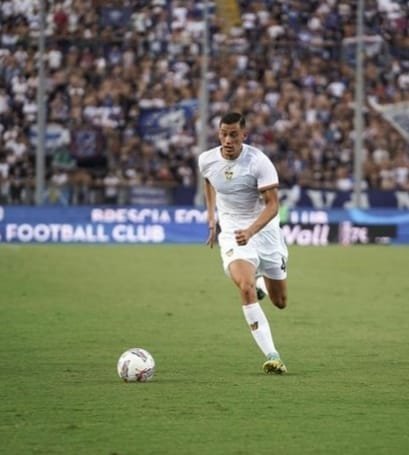 Fans Indonesia Was-was Jay Idzes Cedera, Ukir Sejarah Bermain di Serie A Italia 1 IMG 20240826 WA0000