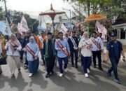 Di Iringi Sinoman Hadrah, Paslon M Yamin - Ananda Mendaftar Ke KPU 29 Di Iringi Sinoman Hadrah, Paslon M Yamin – Ananda Mendaftar Ke KPU