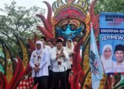 Kirab Budaya Iringi Pendaftaran Khofifah-Emil ke KPU 35 Kirab Budaya Iringi Pendaftaran Khofifah-Emil ke KPU
