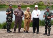 Gubernur Kalteng Bersama Pangdam dampingi Mentan Tinjau Oplah dan Cetak Sawah 33 Gubernur Kalteng Bersama Pangdam dampingi Mentan Tinjau Oplah dan Cetak Sawah