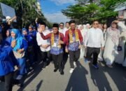 Daftar ke KPU Kota Banjarmasin, Pasangan AA Baik Ditepung Tawari 17 Daftar ke KPU Kota Banjarmasin, Pasangan AA Baik Ditepung Tawari