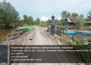 Proyek Abrasi Pengaman Pantai, Jembatan penghubung Desa Jawai Laut Alami Kerusakan 13 Proyek Abrasi Pengaman Pantai, Jembatan penghubung Desa Jawai Laut Alami Kerusakan
