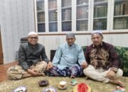 Maju di Pilkada HST, Bang Rizal dan Ustaz Rosyadi Direstui Guru Bakhiet 15 Maju di Pilkada HST, Bang Rizal dan Ustaz Rosyadi Direstui Guru Bakhiet