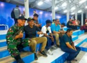 Pelatih Barito Putera 'Diburu' Penggemar Buat Selfi Saat Tim Kalsel Versus NTT 9 Pelatih Barito Putera ‘Diburu’ Penggemar Buat Selfi Saat Tim Kalsel Versus NTT