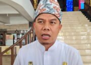 Sekda Banjarmasin Pinta ASN Jaga Netralitas Jelang Pilkada 12 Sekda Banjarmasin Pinta ASN Jaga Netralitas Jelang Pilkada
