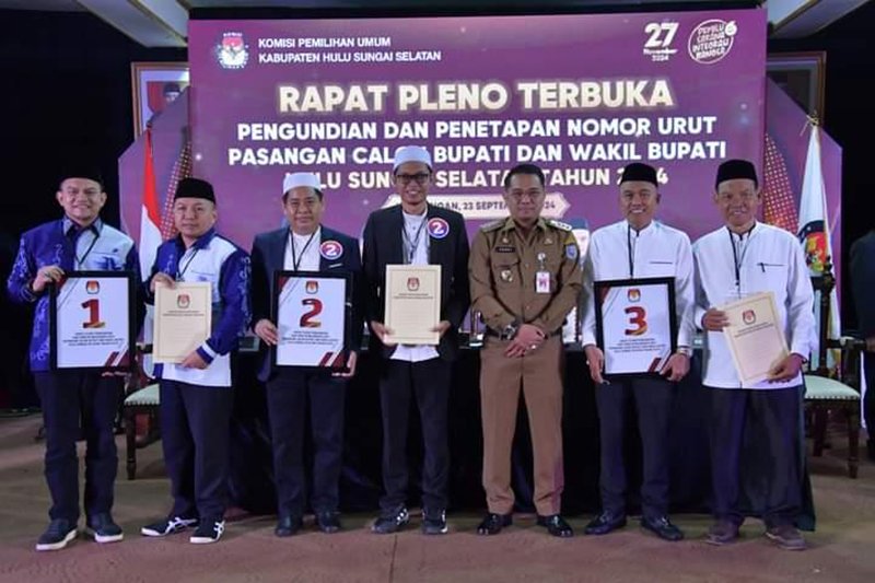 Hal 12 HSS 1 3 klm 17