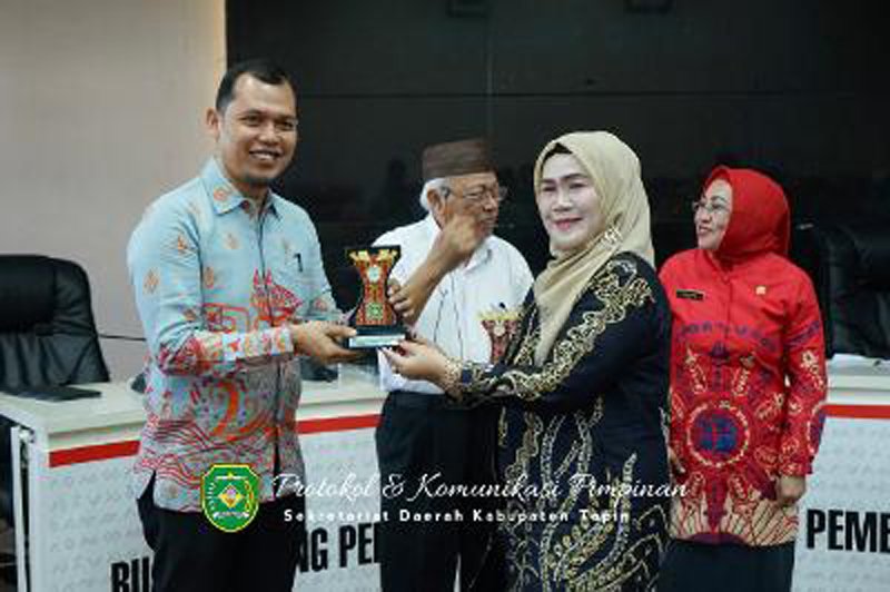 Hal 12 Tapin 35 klm 8