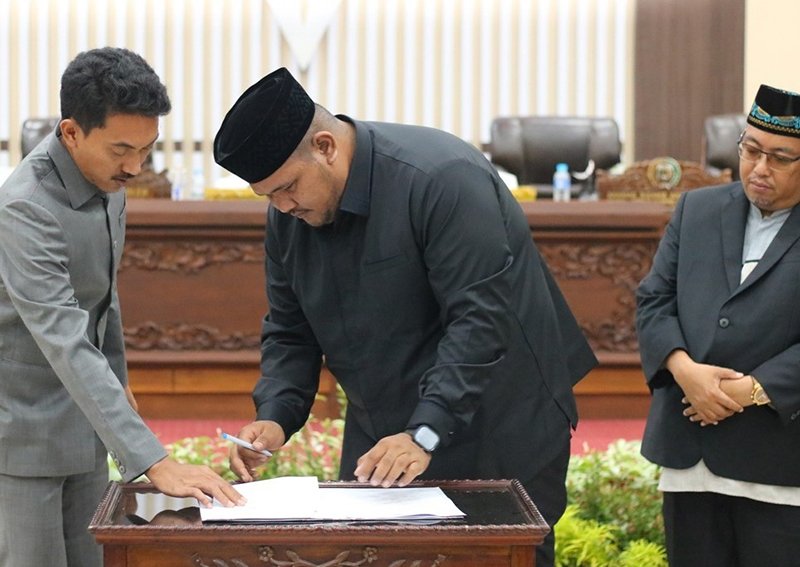 Hal 16 2 Klm Martapura Raperda RPJPD