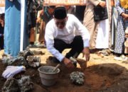 H Sayed Ja'far Letakan Batu Pertama Pembangunan Musholla di Sengayam 15 H Sayed Ja’far Letakan Batu Pertama Pembangunan Musholla di Sengayam