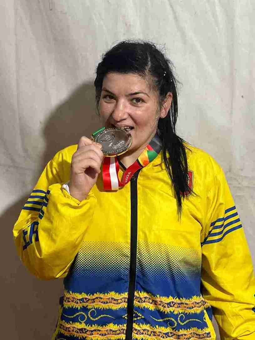 Gulat Kalsel Kembali Sumbang Dua Perak Melalui Roxana dan Agus di PON XXI 2024 1 IMG 20240918 WA0049 11zon