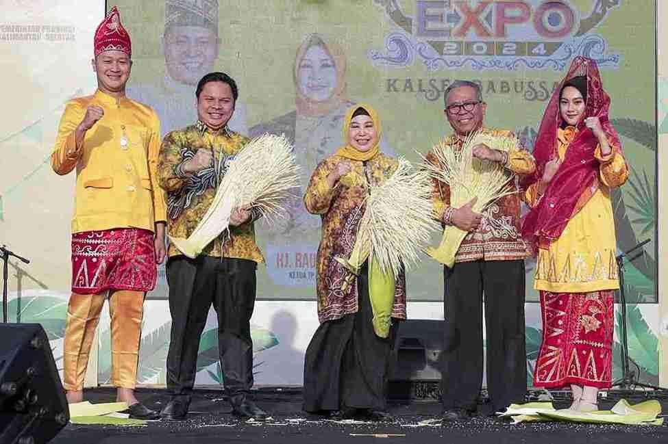 Wakil Ketua DPRD Kalsel Kartoyo Apresiasi Pameran Kalsel EXPO 2024 Di Lapangan Murjani 1 IMG 20240919 WA0008 11zon