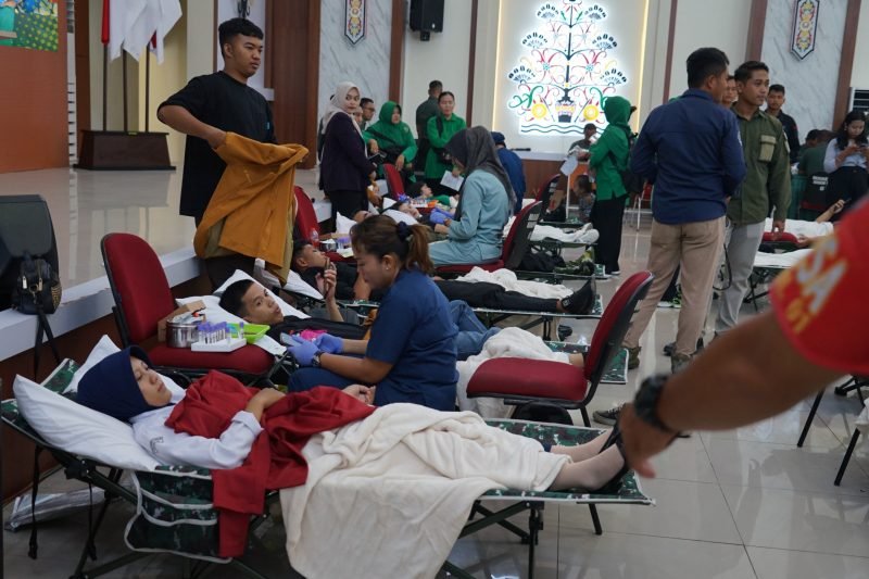 HUT TNI ke-79, Korem 102/Pjg Laksanakan Donor Darah 1 IMG 20240923 WA0039 e1727093354287