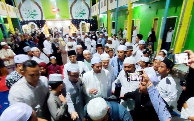 Hasnuryadi Sulaiman Hadiri Peringatan Maulid di Ponpes Ahsanul Ilmi, Batola