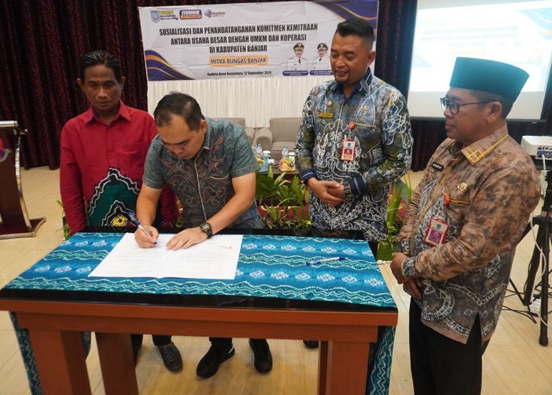 hAL 16 3 kLM Martapura Komitmen kemintraan