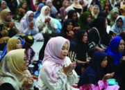 Guru Sani Sampaikan Kemuliaan Rasulullah SAW 25 Guru Sani Sampaikan Kemuliaan Rasulullah SAW