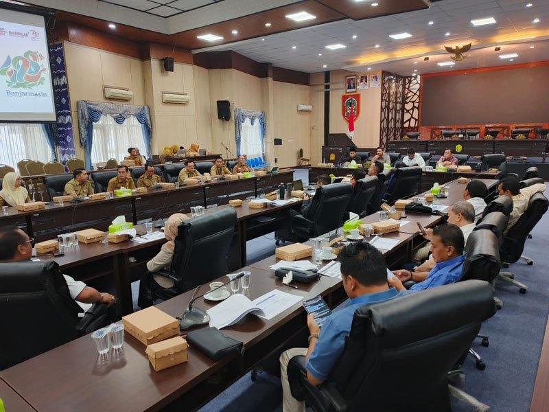 Hal 10 3 Klm Raperda Pembahasan RAPBD