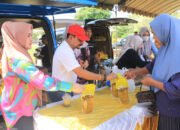 Pasar Murah di Desa Asam Jaya Banjir Potongan Harga