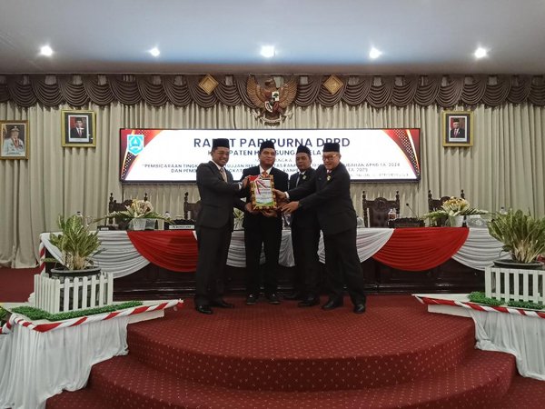 Hal 12 HSS 1 3 klm 1