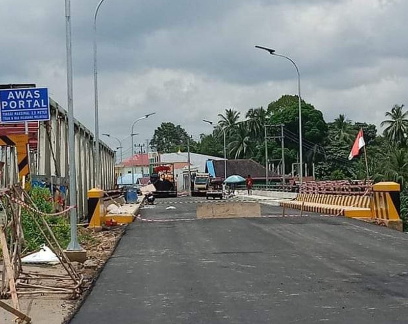 Diapresiasi Progres Pembangunan Jembatan Kembar Paringin 1 Hal 2 Bal 3 klm 6