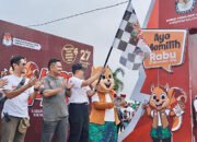 Pjs Bupati Lepas Peserta Fun Walk Gelaran KPU Balangan 9 Pjs Bupati Lepas Peserta Fun Walk Gelaran KPU Balangan