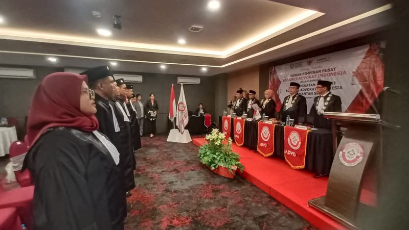 Hal 9 3 kLm Pelantikan Advokat